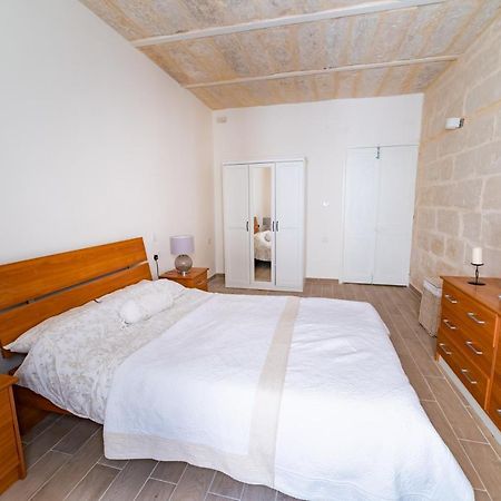 Central Valletta Townhouse-Hosted By Sweetstay Екстериор снимка