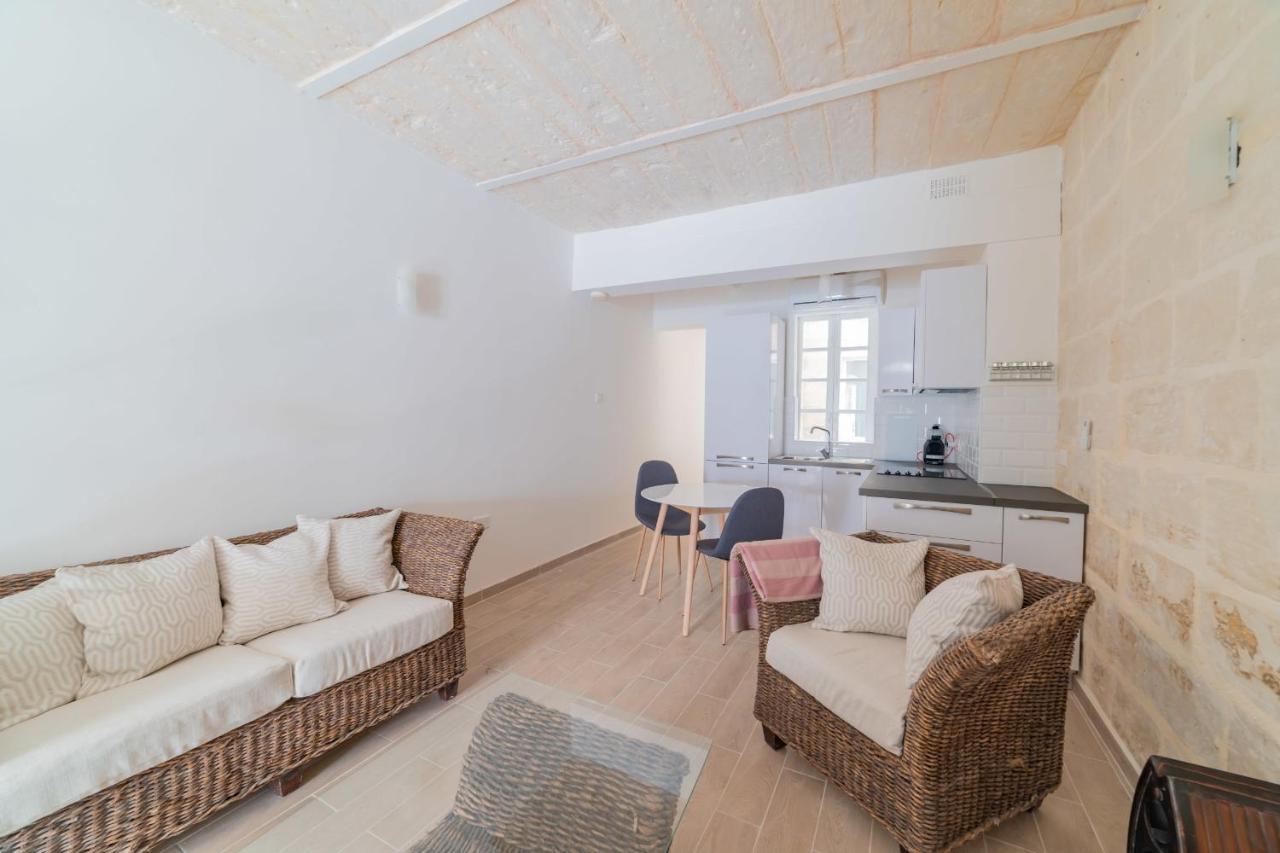 Central Valletta Townhouse-Hosted By Sweetstay Екстериор снимка